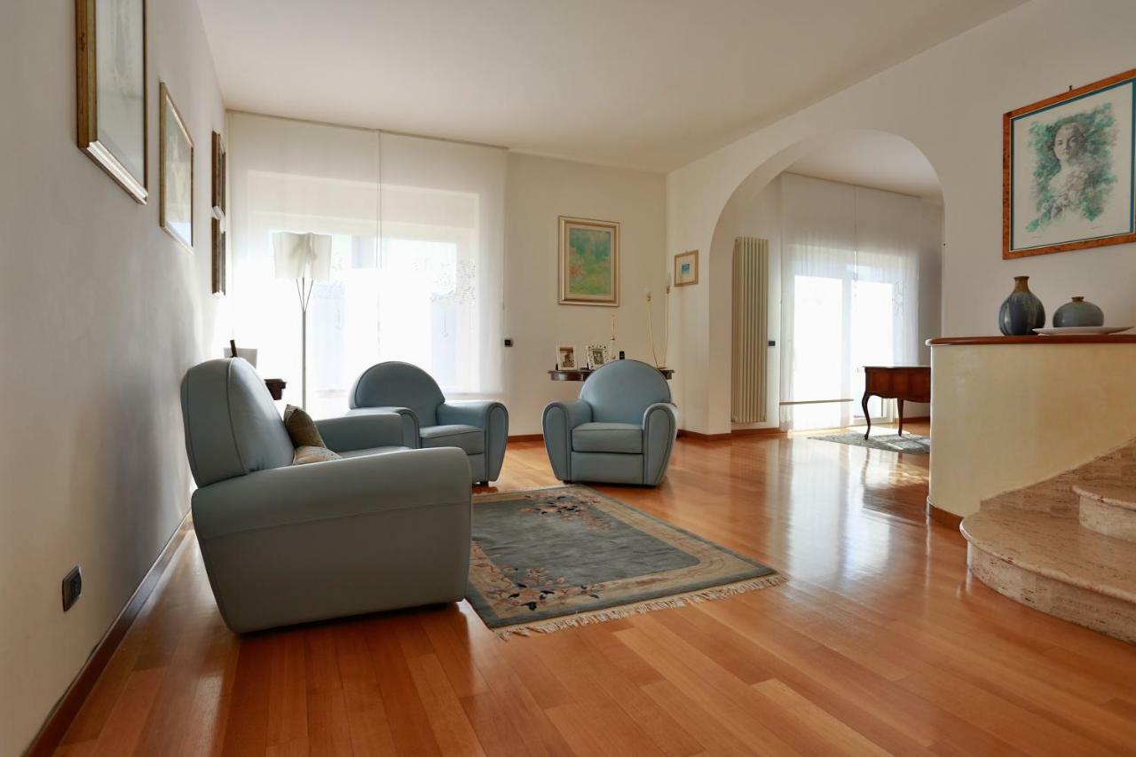 L'Ippocampo Guest House Sabaudia Eksteriør bilde