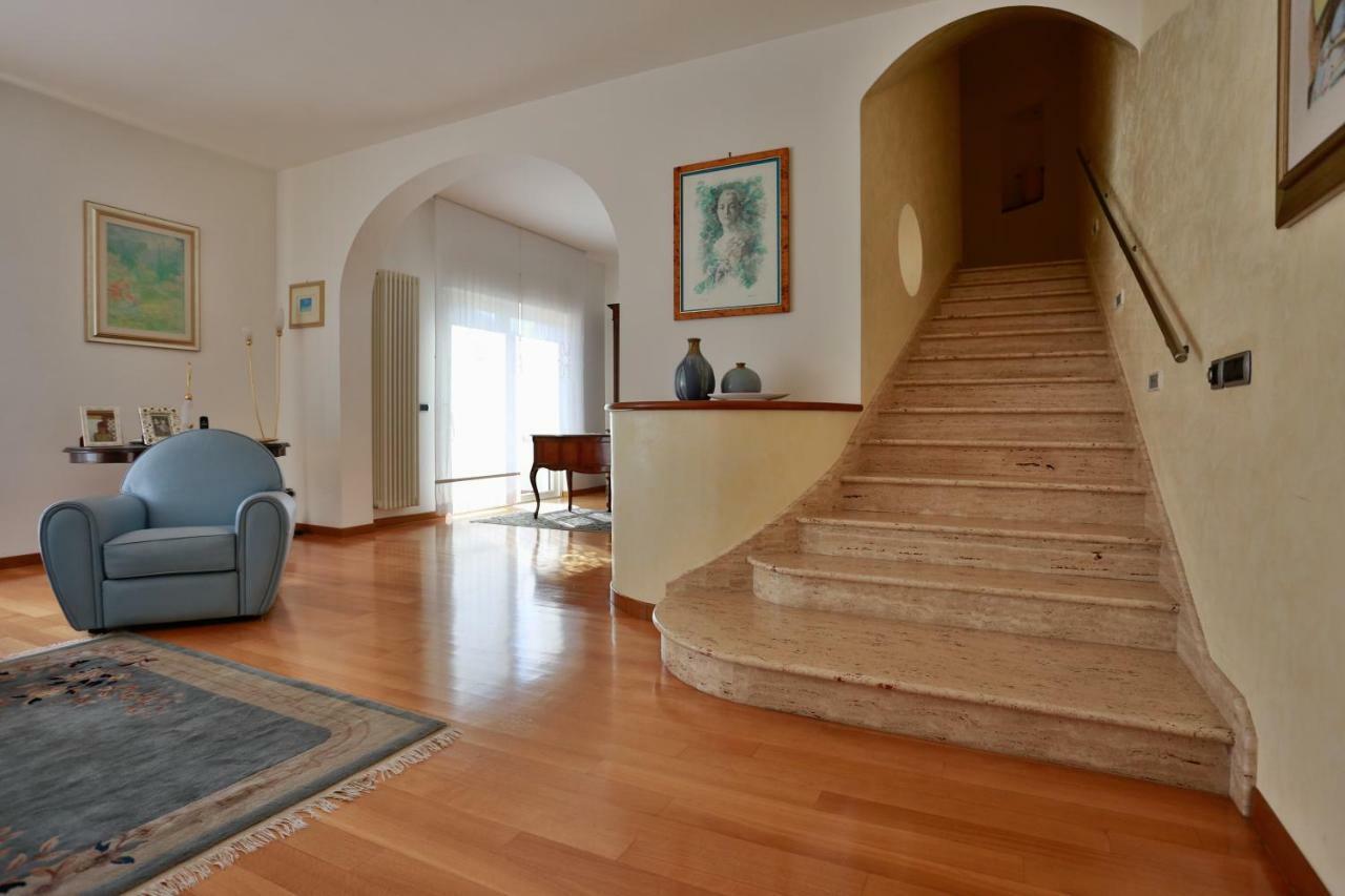 L'Ippocampo Guest House Sabaudia Eksteriør bilde